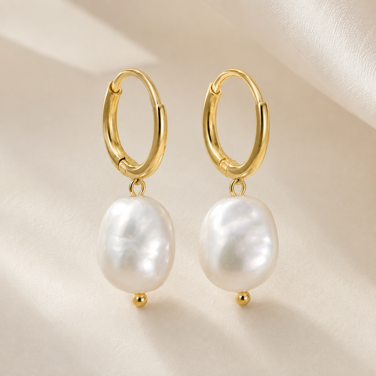 The Margot Pearl Earrings